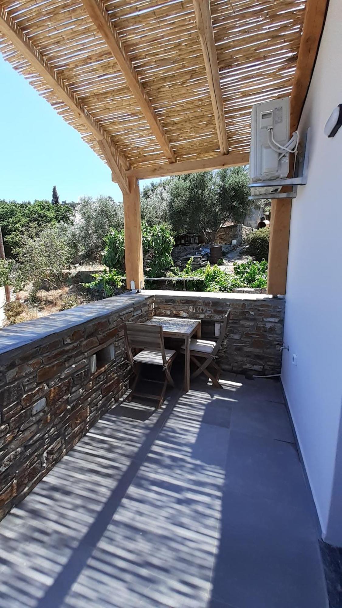Monopati Eco Villa Raches (Ikaria)