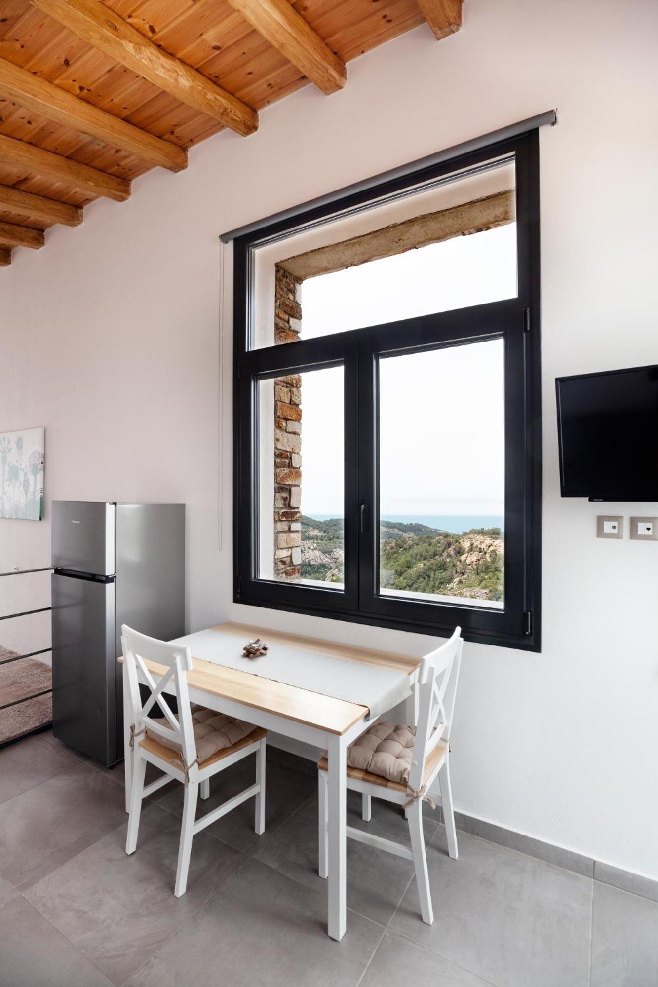 Monopati Eco * Raches (Ikaria)
